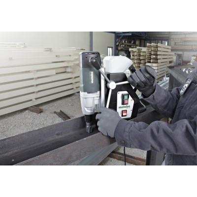 Дрель на магнитной подошве Metabo MAG 32