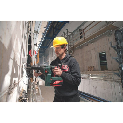 Aккумуляторный перфоратор Metabo KHA 36 LTX 2.6 Ah Aккумуляторный перфоратор Metabo KHA 36 LTX 2.6 Ah