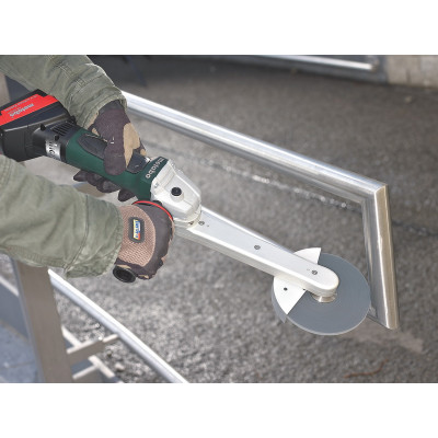 Аккумуляторная шлифовальная машина для узких мест Metabo KNS 18 LTX 150 Inox (каркас)