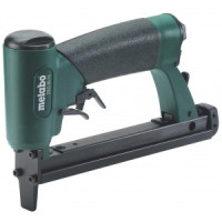 Скобозабивач Metabo DKG 80/16 Скобозабивач Metabo DKG 80/16