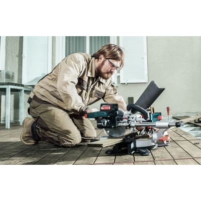 Торцовочная пила Metabo KGS 18 LTX 216
