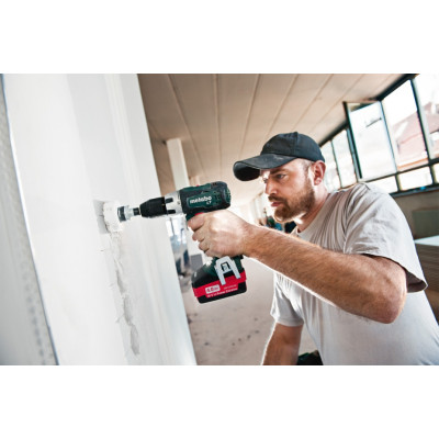 Аккумуляторный шуруповерт Metabo BS 18 LT 2xLiHD 3,1 Ah