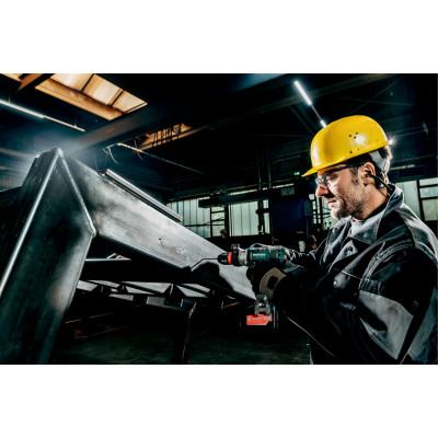 Акумуляторний ударний шурупокрут Metabo SB 18 LTX-3 BL QI (каркас)