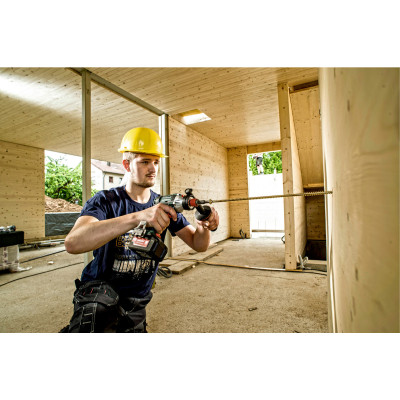 Аккумуляторная ударная дрель Metabo SB 18 LTX BL Q I КЕЙС