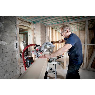 Торцовочная пила Metabo KGS 254 M SET
