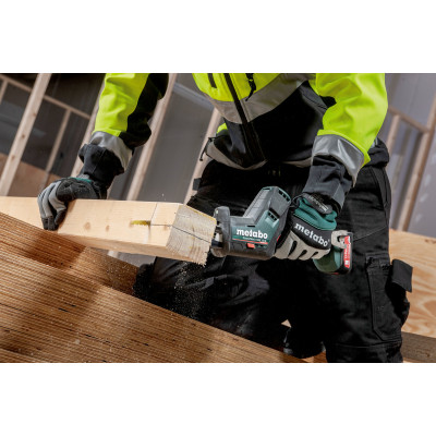 Аккумуляторная сабельная пила Metabo POWERMAXX SSE 12 BL без аккумулятора Аккумуляторная сабельная пила Metabo POWERMAXX SSE 12 BL без аккумулятора